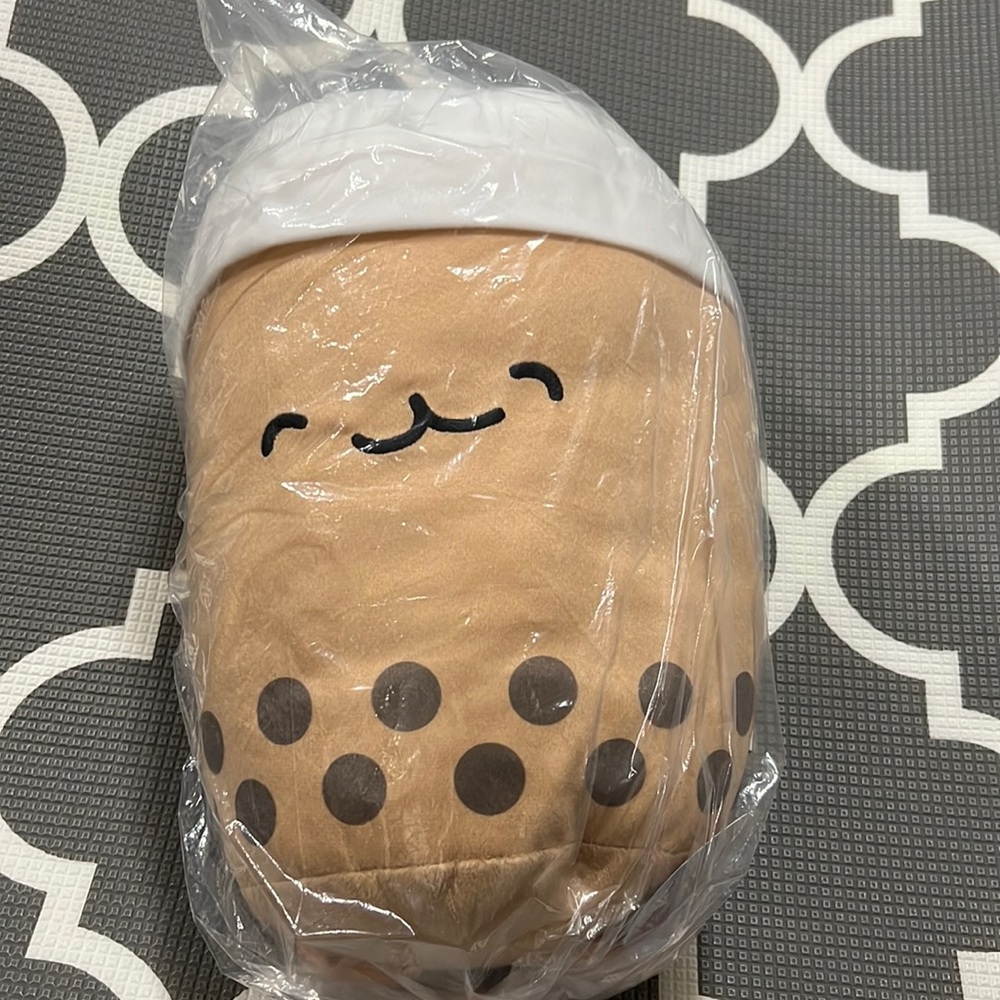 Huge bubble tea plushie